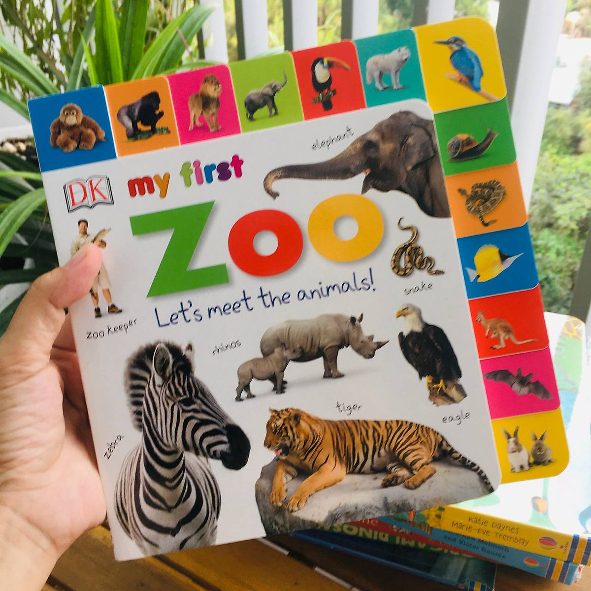 Mua My First Zoo Let's Meet the Animals! tại 8xPub Store Mua My First Zoo Let's Meet the Animals! tại 8xPub Store