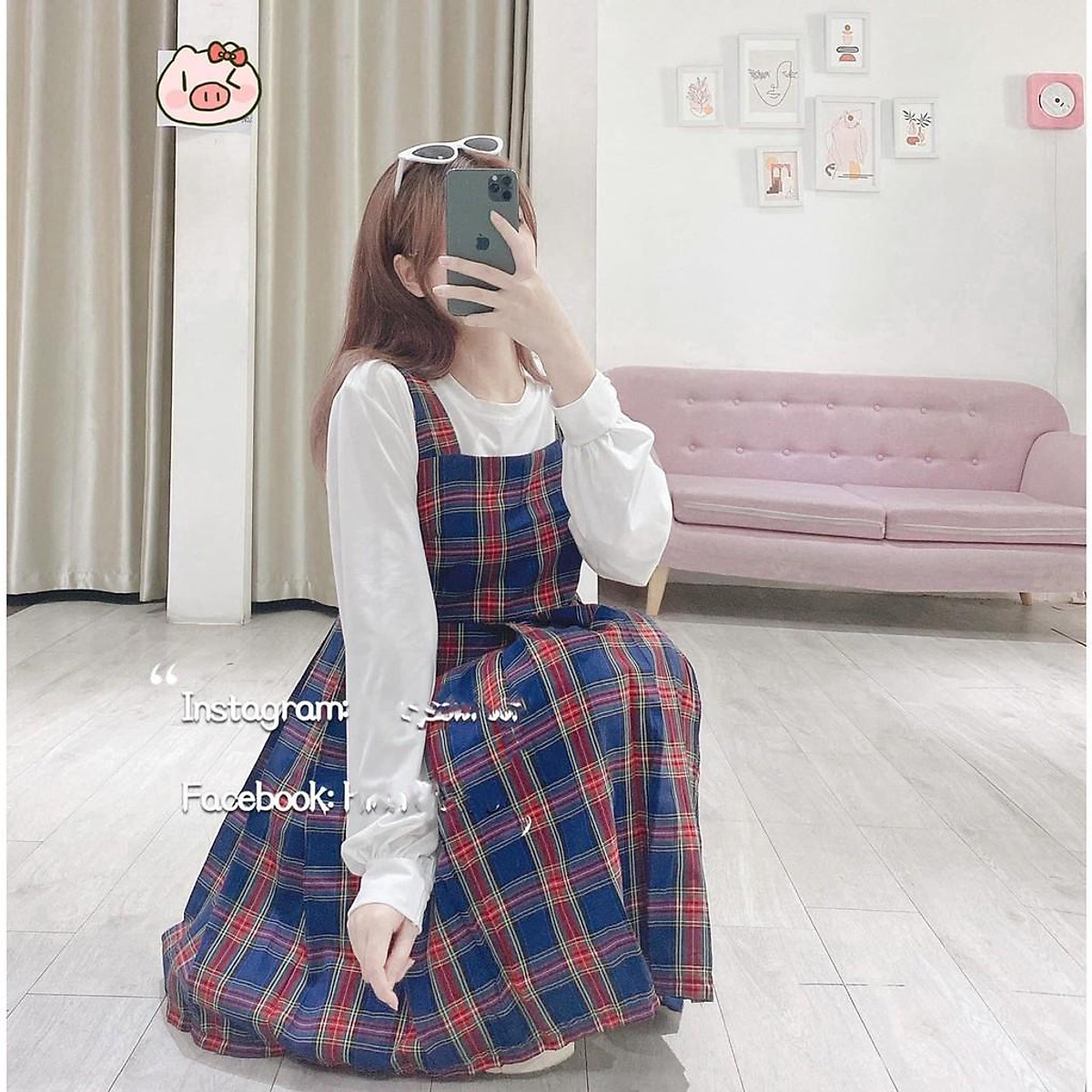XinhXinh  Đầm xòe suông cổ yếm hở lưng họa tiết Bánh Xe   Facebook