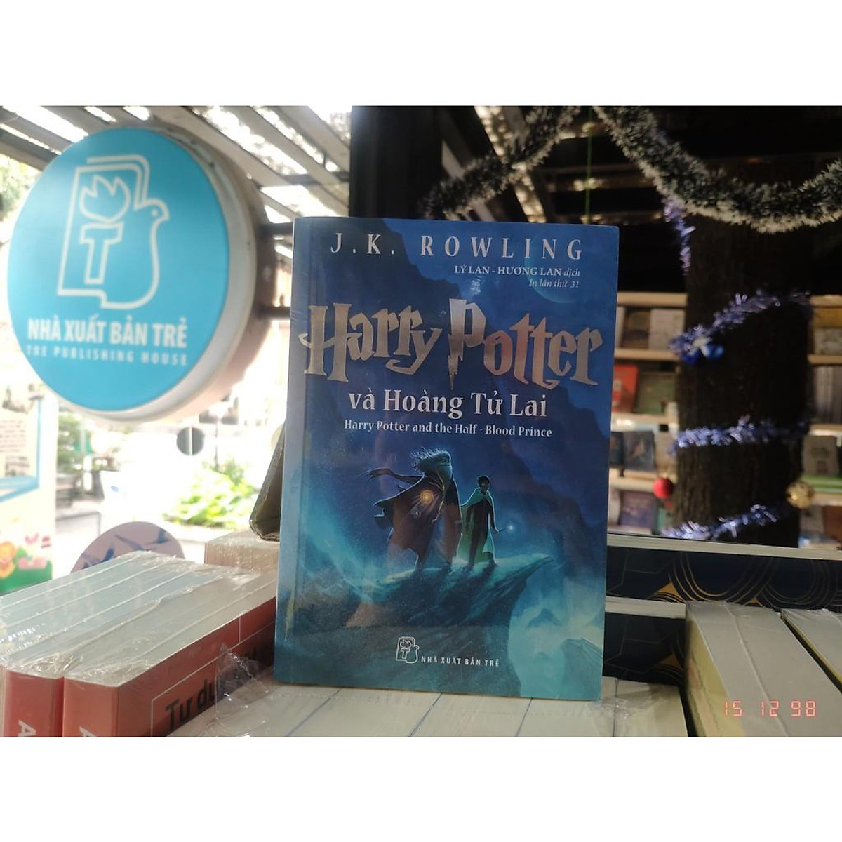 Sách-Harry Potter và Hoàng Tử Lai (Tập 06)