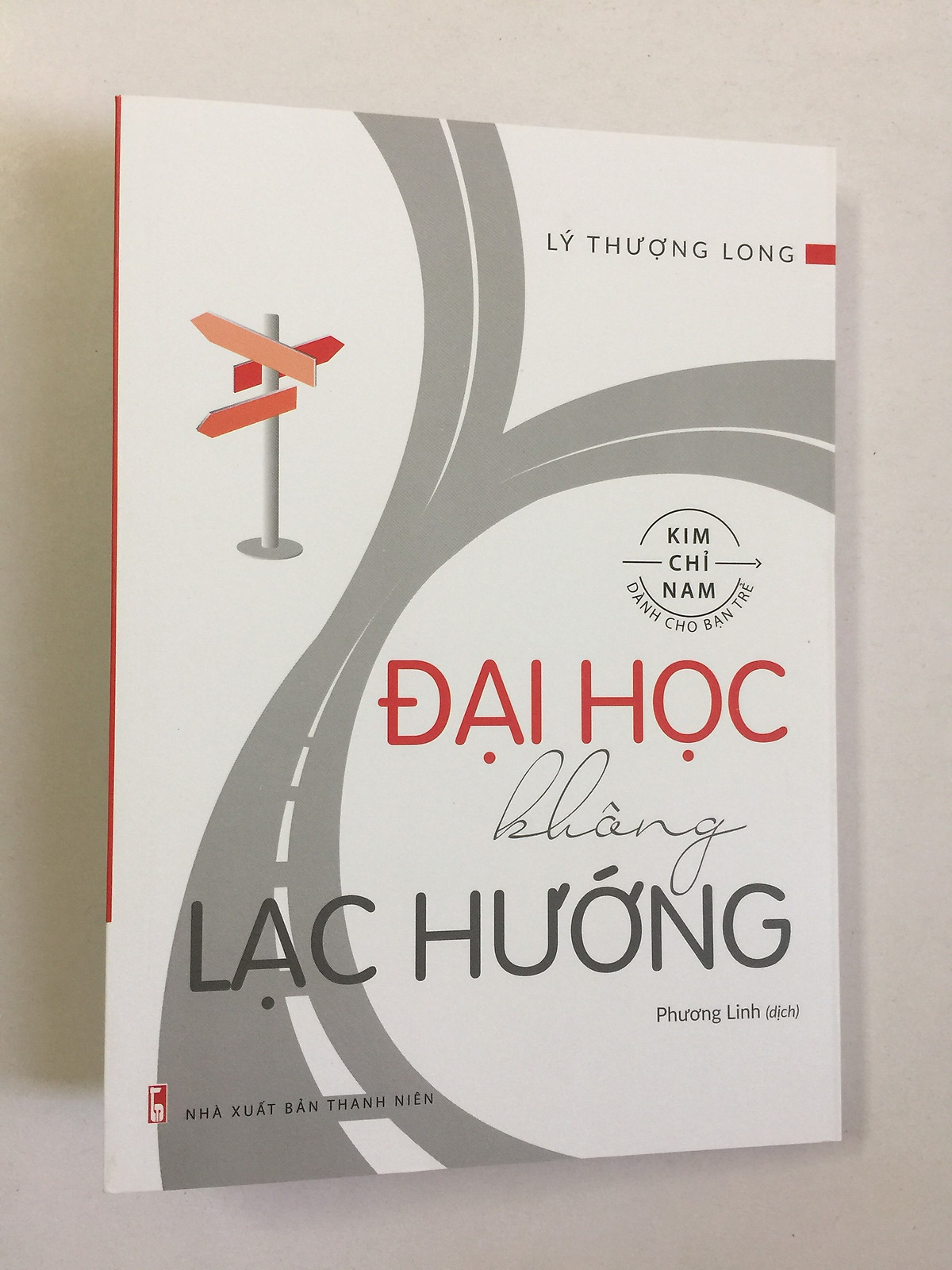 Combo: Đại Học Không Lạc Hướng + Những Bài Học Không Có Nơi Giảng Đường