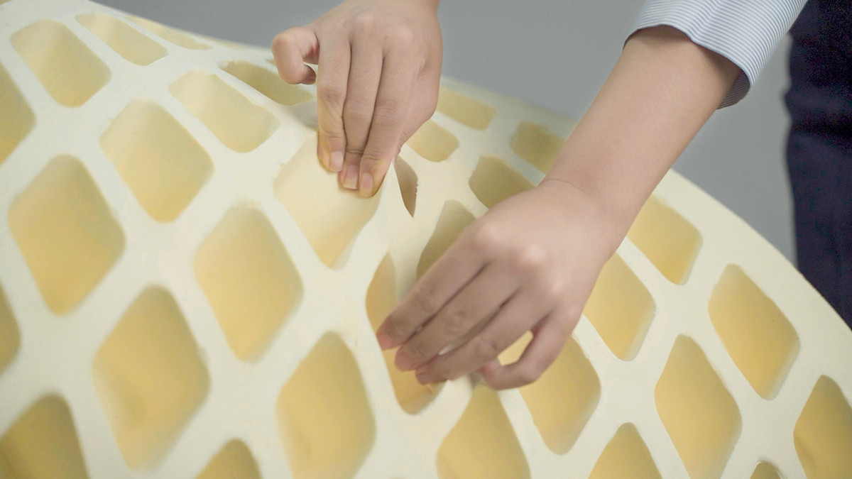 Nệm cao su 100% tự nhiên cao cấp Gummi Standard 2.0 10cm tại Vua Nệm - Nâng đỡ vượt trội, thoáng kí tối ưu