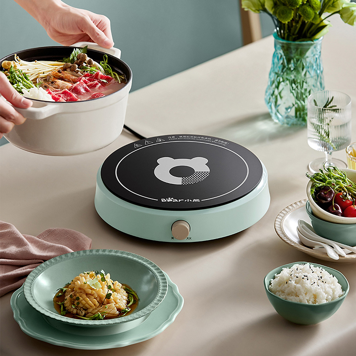 Bếp từ Bear SB-BT21W (2100W) - Hàng chính hãng