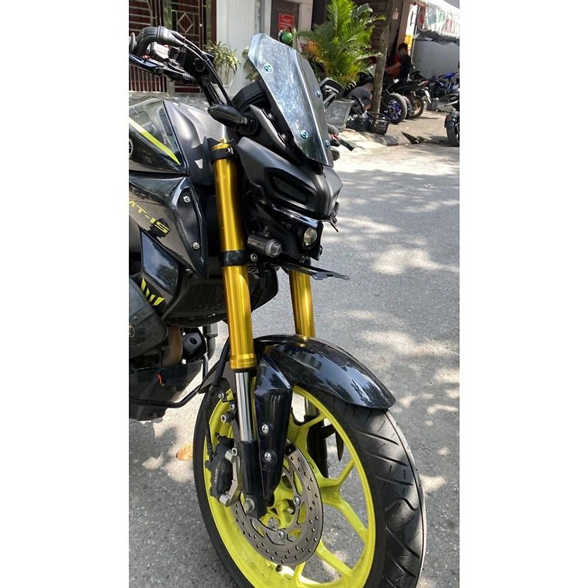 Cận cảnh Yamaha MT15 giá 79 triệu đồng đầu tiên về Việt Nam  Hàng hot cho  giới trẻ