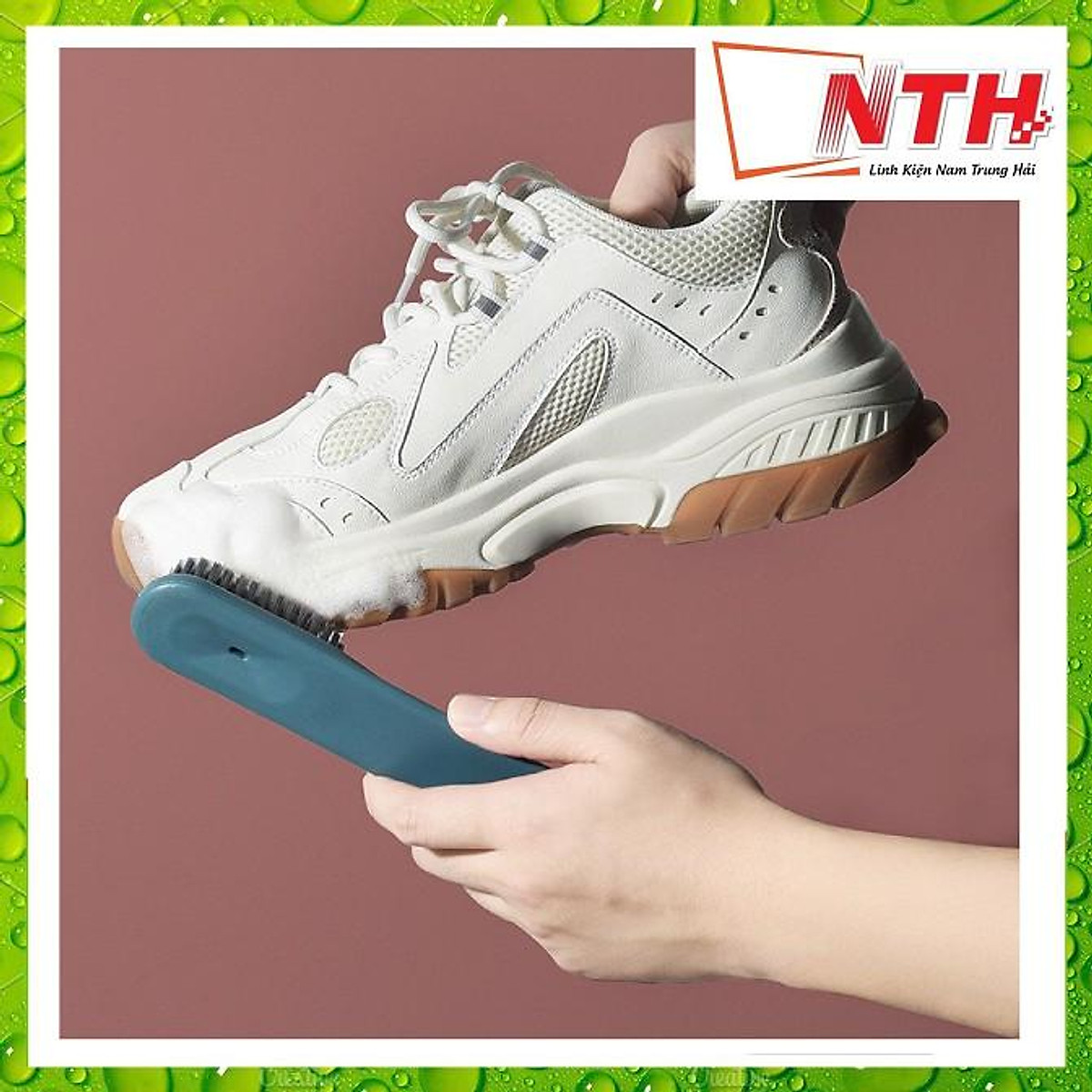 Cây cọ chà giày 2in1 có khe đổ xà phòng