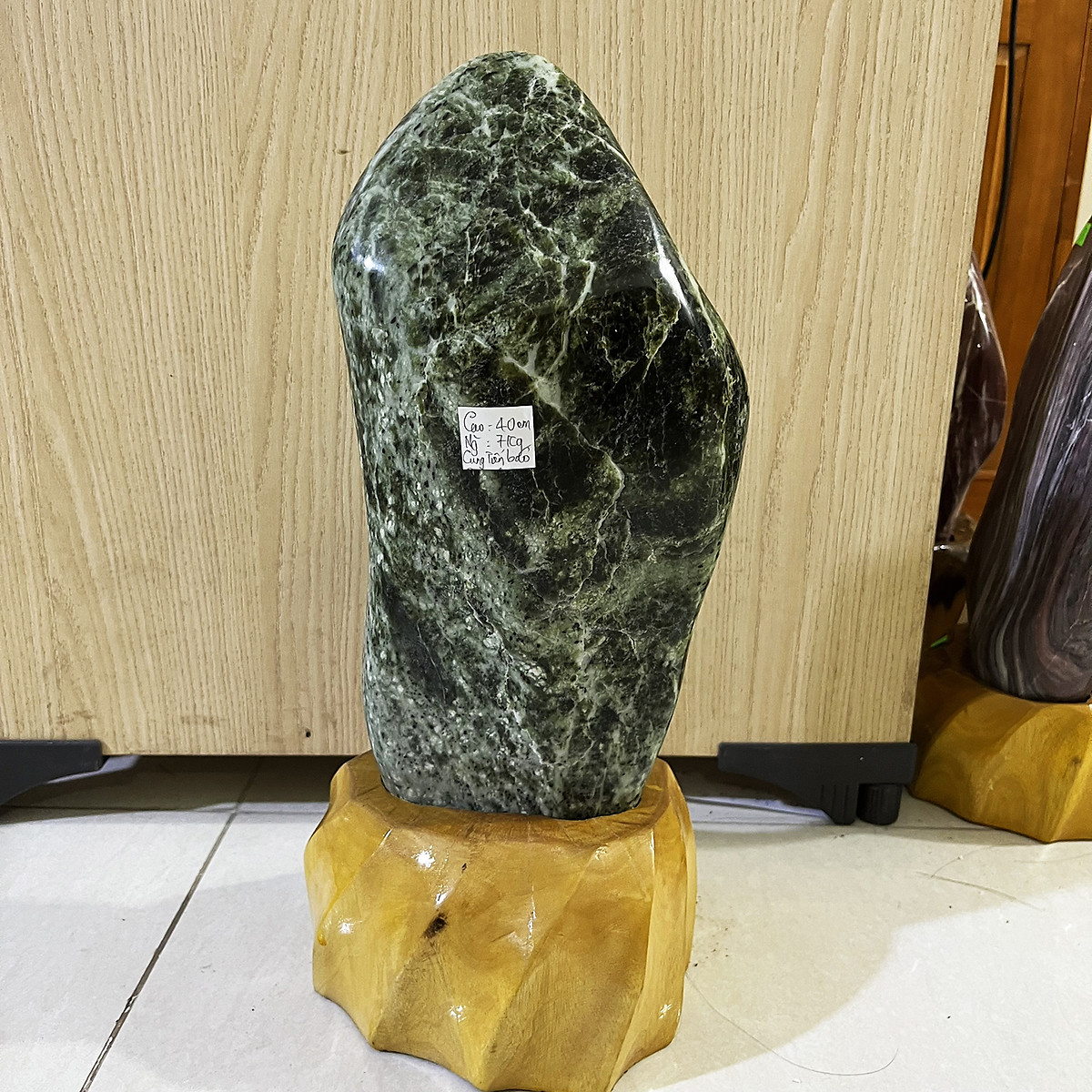 Cây đá phong thủy serpentine: \