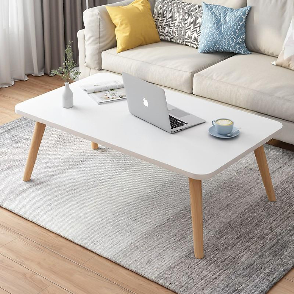 Mua bàn trà sofa phòng khách hình chữ nhật để trang trí cho ngôi nhà của bạn trở nên đẹp hơn. Sản phẩm có kiểu dáng đơn giản, tinh tế cùng với chất liệu bền đẹp. Bàn trà phòng khách hình chữ nhật giúp tối ưu hóa không gian phòng khách của bạn, mang đến không gian sống hiện đại, kết hợp giữa tiện ích và thẩm mỹ. Hãy thưởng thức hình ảnh bàn trà sofa phòng khách hình chữ nhật nào.