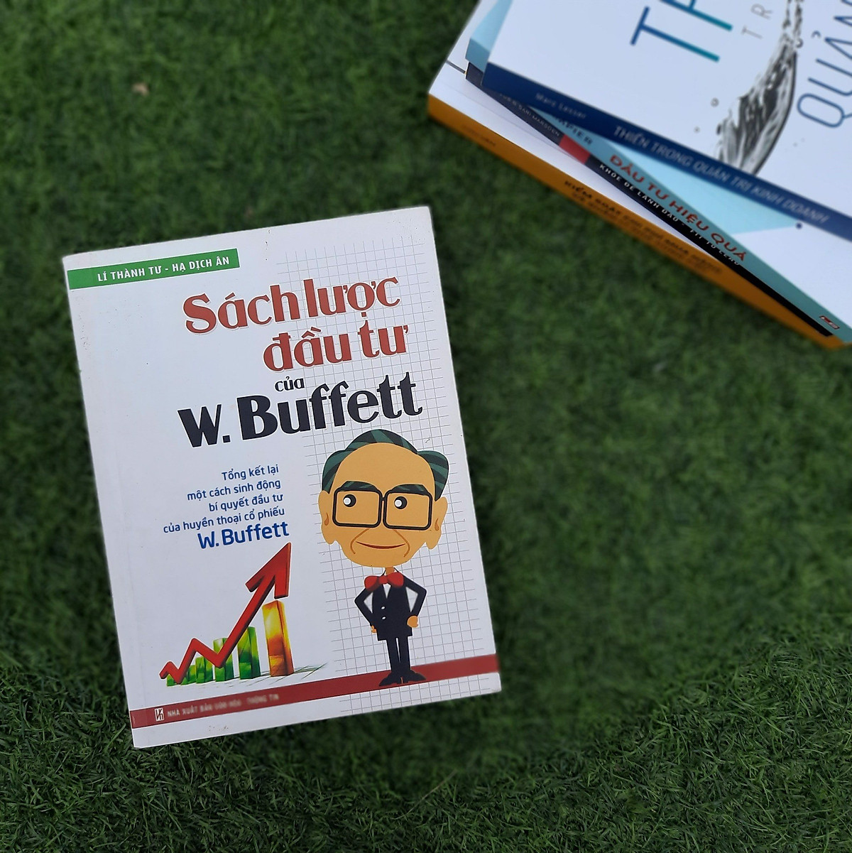 Sách: Combo Nhà Đầu Tư Thông Minh: Đầu Tư Chất Lượng + Sách Lược Đầu Tư Của W.Buffett + Đầu Tư Hiệu Quả + Đừng Để Tiền Ngủ Yên Trong Túi (TB)