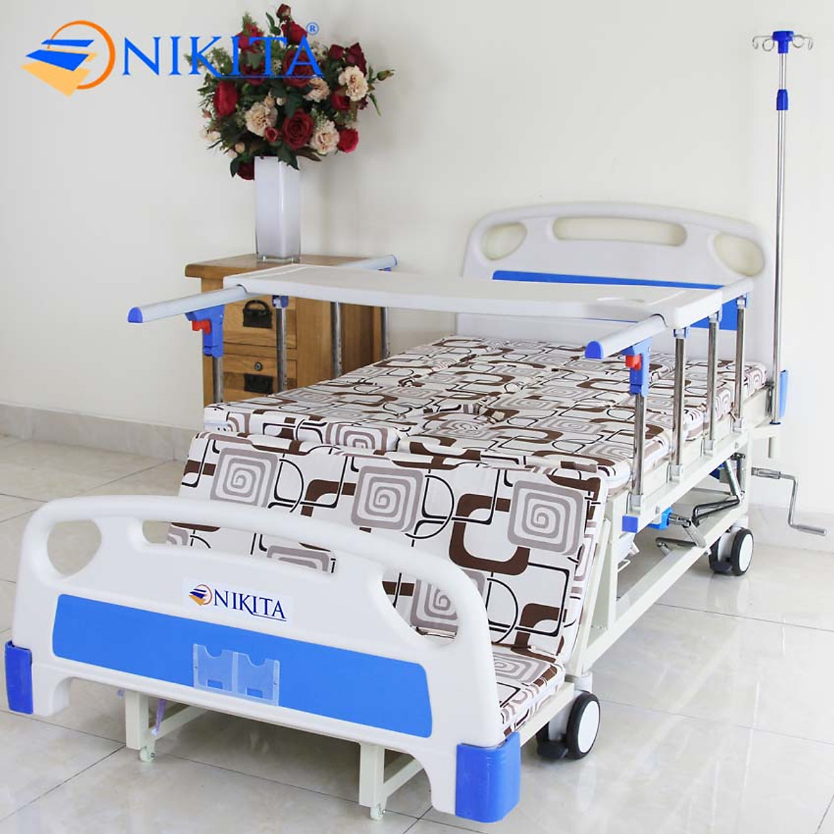 Giường y tế - DCN06 - Nâng đầu, Nâng hạ chân, Nghiêng trái, phải - Có chổ để bô - Chậu gội đầu tiện dụng tại giường - Chính hãng NIKITA