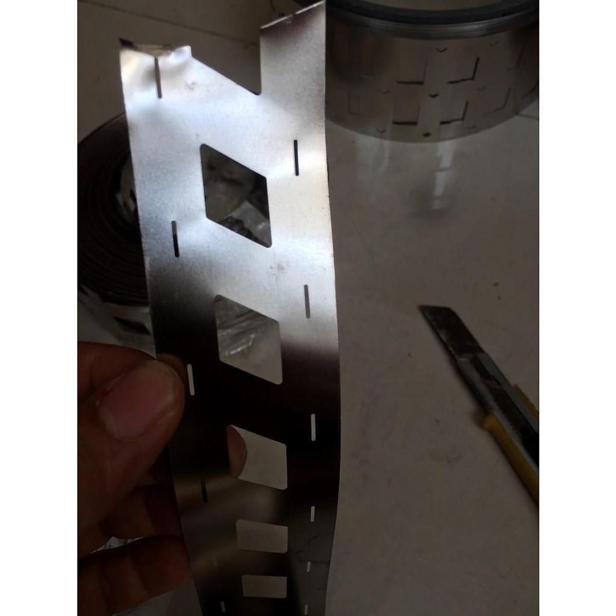 Kẽm hàn Nickel Offset 2P dày 0.2x42.2x34.5mm pin 32650 32700 (mét)
