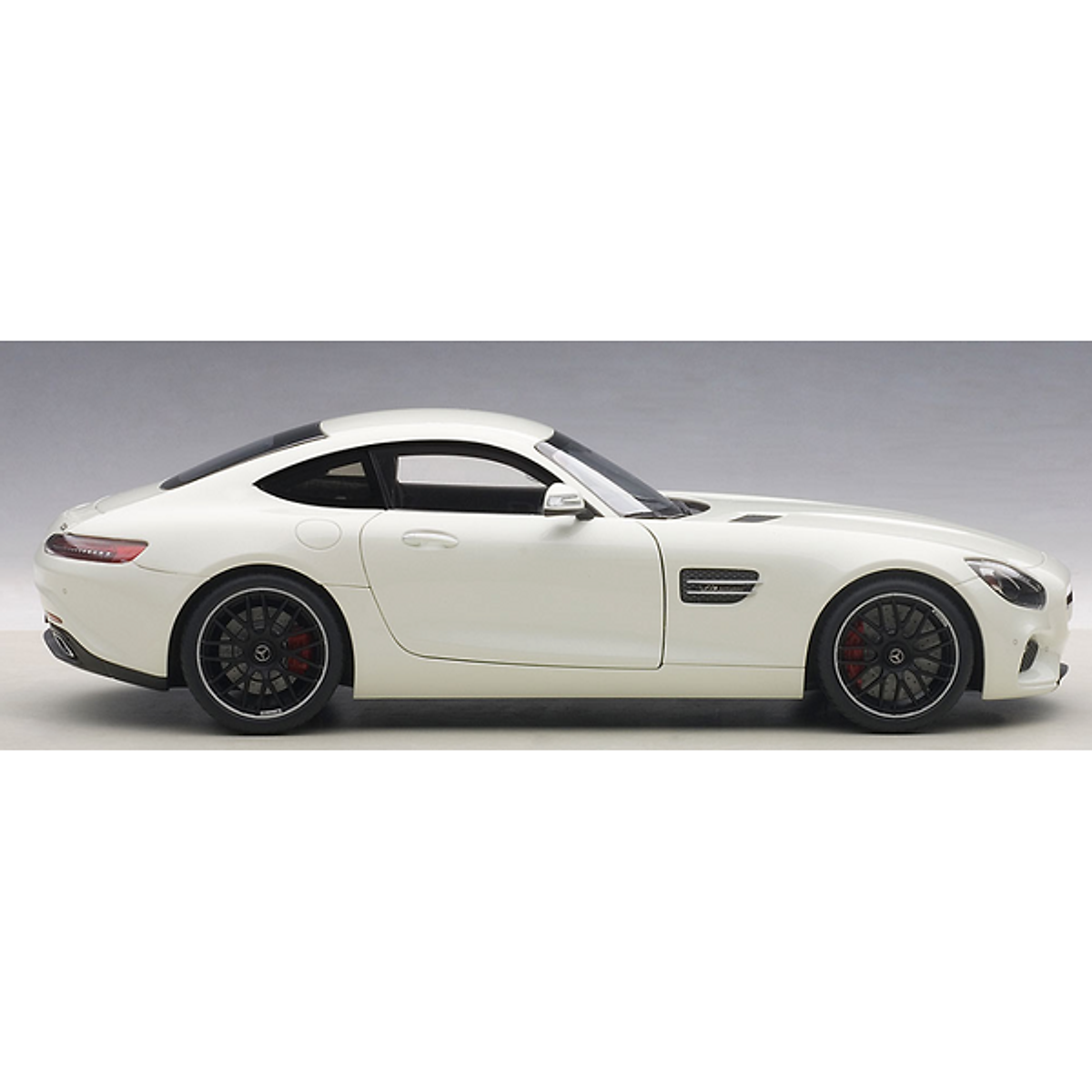 Xe Mô Hình Mercedes-Amg Gt S 1:18 Autoart - 76311 (Trắng) - Xe mô hình