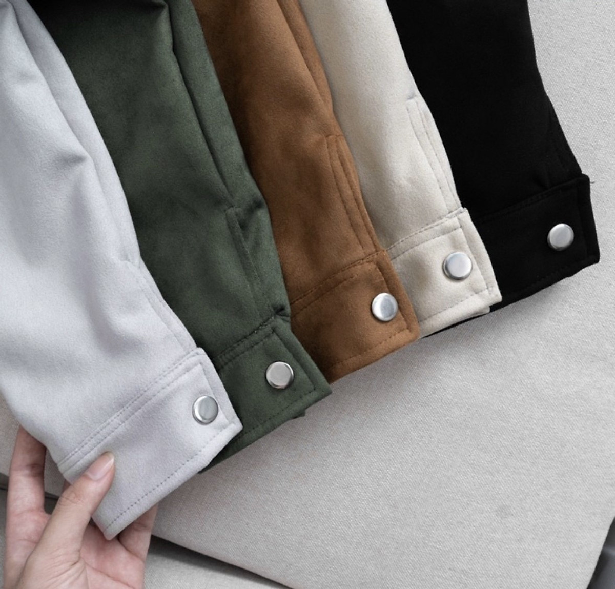 Áo Khoác Nam DazzieMenwear chất Da lộn Cao Cấp Túi hộp Thời Trang, Trẻ Trung Áo Khoác Nam Dazziemenwear Chất Da Lộn Cao Cấp Túi Hộp Thời Trang, Trẻ Trung