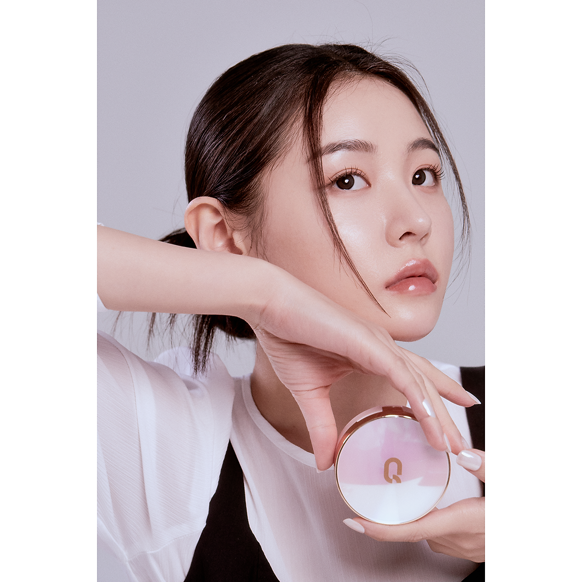 Phấn nước trang điểm dưỡng da GLAMRR Q LONG WEAR DD CUSHION by Gilaa (1 lõi x 13g)