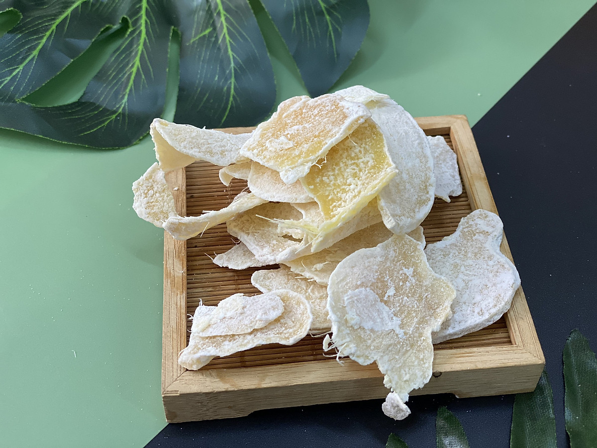 MỨT GỪNG SẤY KHÔ (LÁT MỎNG) THÀNH LONG 500G