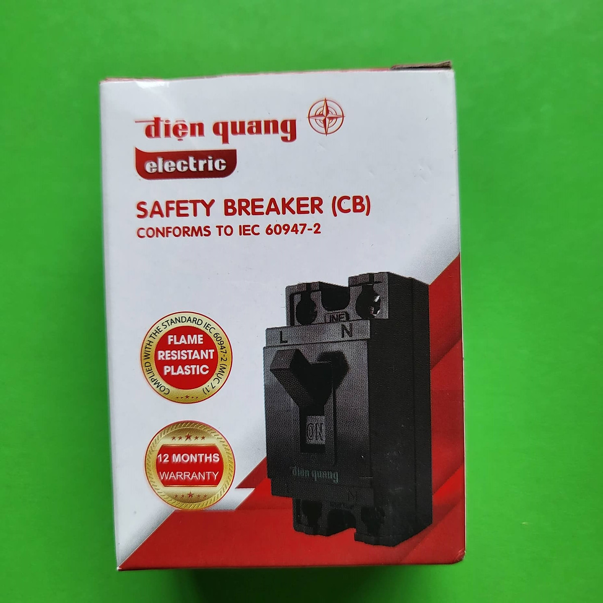 Cầu dao an toàn Điện Quang ĐQ SB15 - Aptomat CB Cóc (10A, 15A, 20A, 30A, 40A) dùng đóng ngắt phụ tải, bảo vệ quá dòng
