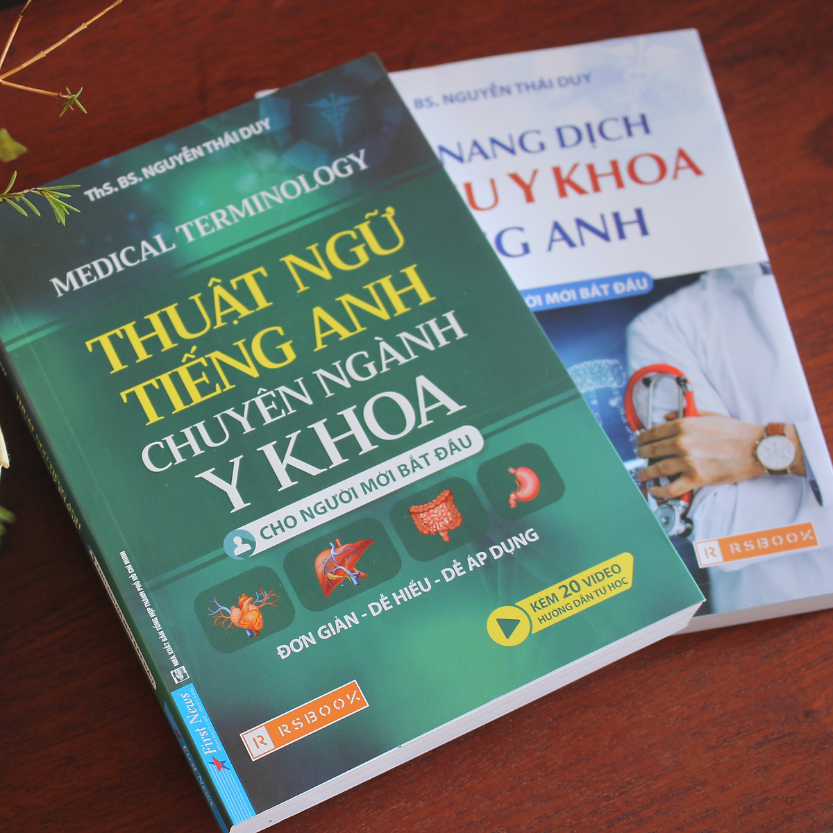 COMBO Thuật Ngữ Y Khoa Tiếng Anh + Cẩm Nang Dịch Tài Liệu Y Khoa Tiếng Anh (Cho người mới bắt đầu)