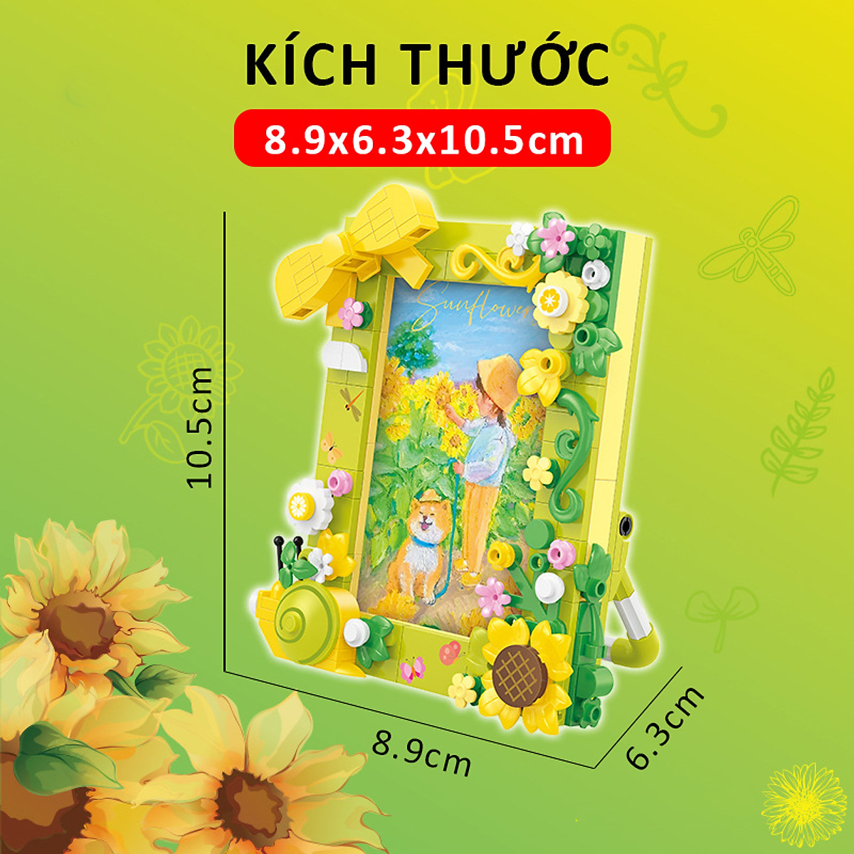 Phần thi xếp sách nghệ thuật và thuyết minh mô hình xếp sách của các lớp  trong Ngày hội sách huyện 