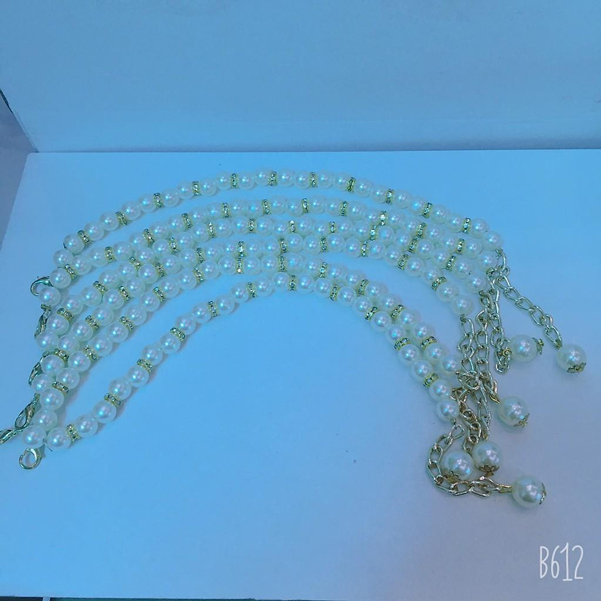Phụ kiện chuỗi xỏ giày