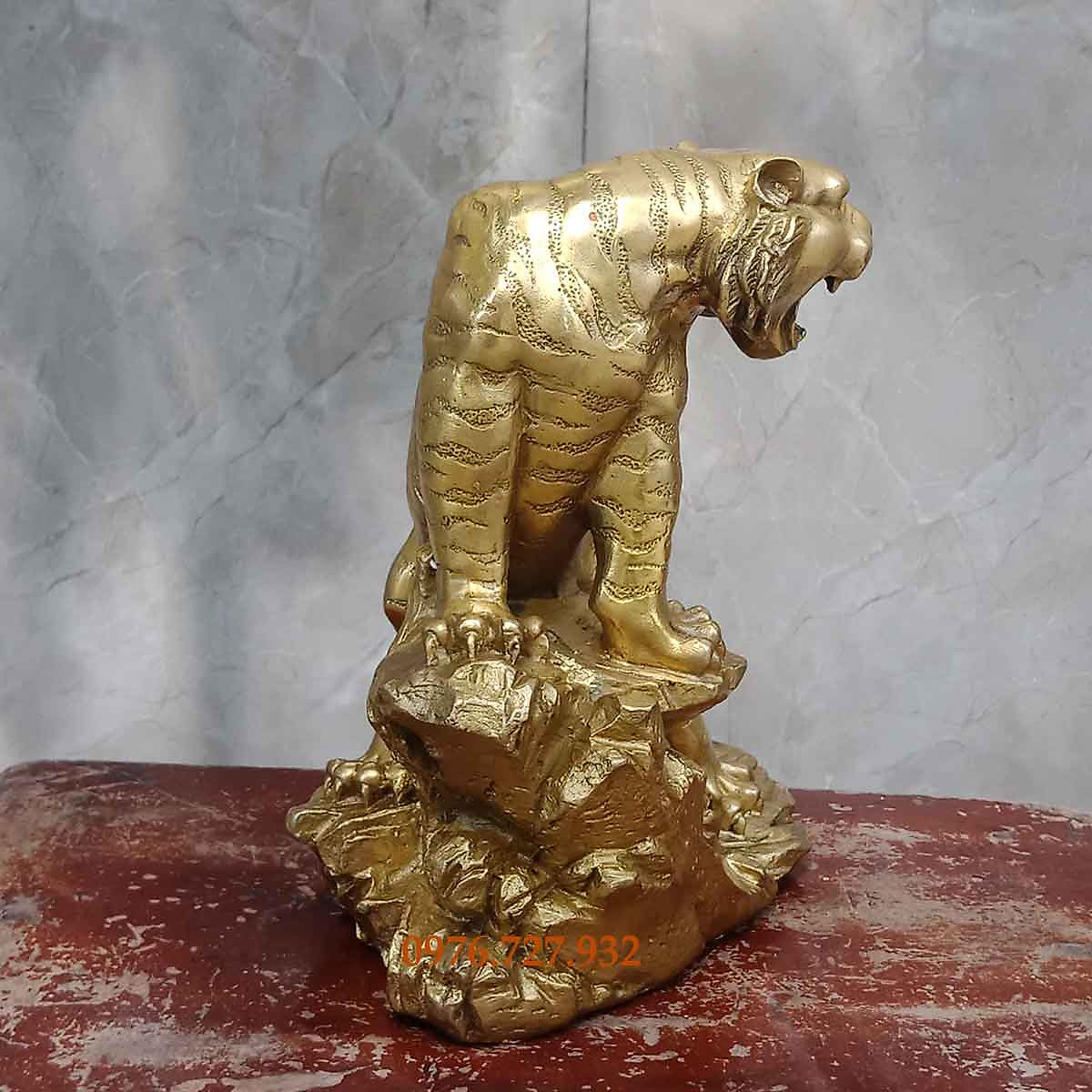 Tượng hổ phong thủy bằng đồng cao 22cm, tượng hổ bằng đồng, tượng hổ phong thủy, vật phẩm phong thủy