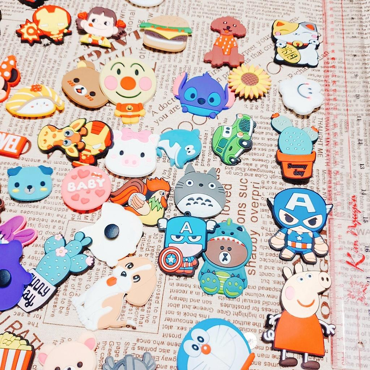 sticker gắn dép loại nhựa 2d to _ bigsize