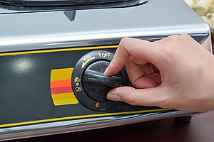 Bếp Gas Dương Rinnai RV-577BK - Bạc Inox - Hàng Chính Hãng