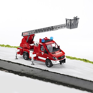 Đồ Chơi BRUDER Dạng Mô Hình Theo Tỷ Lệ Thu Nhỏ 1:16 Xe Cứu Hỏa Có T BRU02532
