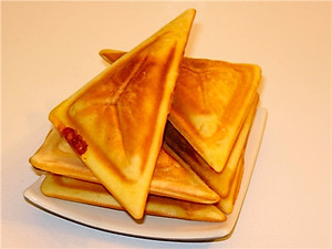 Kẹp Nướng Sandwich Tiross TS514 (750W) - Hàng Chính Hãng