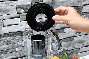 Máy Xay Sinh Tố Đa Năng Sunhouse SHD5322 (220W) Màu đen - Hàng chính hãng