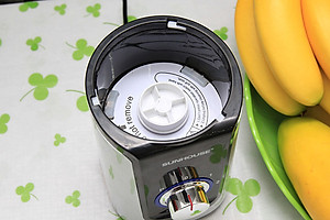 Máy Xay Sinh Tố Đa Năng Sunhouse SHD5322 (220W) Màu đen - Hàng chính hãng