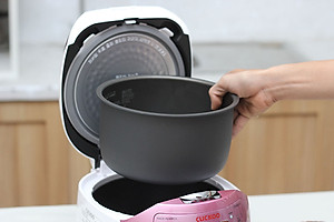 Nồi Cơm Điện Tử Cuckoo CR-0631F (1L) - Hàng Chính Hãng