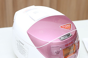 Nồi Cơm Điện Tử Cuckoo CR-0631F (1L) - Hàng Chính Hãng