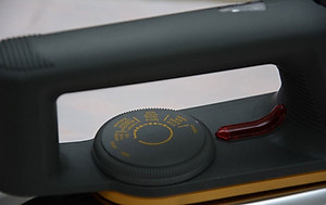 Bàn Ủi Khô Philips HD1172/01 (1000W) - Hàng chính hãng