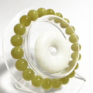 Vòng tay chuỗi hạt ngọc serpentine hạt 10 li ( hạt 1cm) cho người mệnh Thủy và kim vàng chanh và bạch ngọc  là ngọc thật của Việt Nam Vongtaymenhthuykim