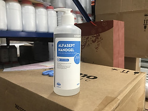 Gel rửa tay khô sát khuẩn Alfasept Handgel - Lô Hội 500ml tăng cường phòng bệnh