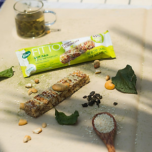 Hộp FITTO Gạo lứt - Hạnh nhân - Trà xanh - Ngũ cốc dinh dưỡng thay thế các bữa ăn (sáng, trưa, chiều, xế, tối) tiện lợi, tốt cho sức khỏe, phù hợp với người bận rộn, tập luyện thể thao