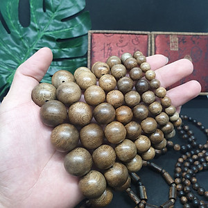 Vòng Tay Trầm Hương Hạt Tròn Đơn (Nam) Từ Trầm Tốc Lào Tự Nhiên