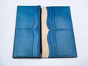 Ví nữ cầm tay da bò handmade họa tiết cá Koi