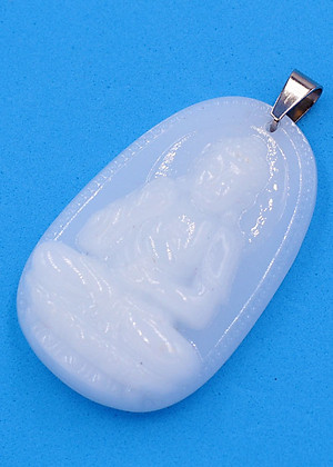 Mặt dây chuyền Phật A Di Đà thạch anh trắng 5cm - Phật bản mệnh tuổi Tuất, Hợi - Mặt phật size lớn