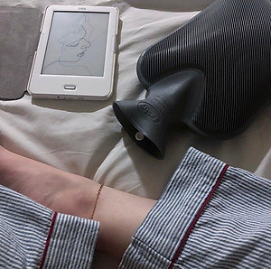 Túi chườm nóng lạnh nhập khẩu 100% từ Đức thương hiệu Fashy dòng cổ điển, tiêu chuẩn chất lượng Châu Âu giúp giảm các cơn đau kỳ kinh nguyệt, đau đầu,... hạ sốt tự nhiên, phù hợp cho người lớn, nhiều màu sắc