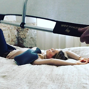 Túi chườm nóng lạnh nhập khẩu 100% từ Đức thương hiệu Fashy dòng cổ điển, tiêu chuẩn chất lượng Châu Âu giúp giảm các cơn đau kỳ kinh nguyệt, đau đầu,... hạ sốt tự nhiên, phù hợp cho người lớn, nhiều màu sắc