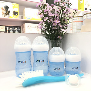 Bộ sản phẩm hỗ trợ trẻ sơ sinh bú bình dòng Tự nhiên Philips Avent SCD290/13