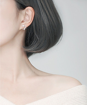 Bông tai ngọc trai đính đá S925