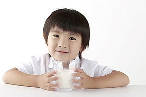 Bộ 12 Lốc 4 Hộp Sữa Tươi Tiệt Trùng TH True Milk Ít Đường (110ml / Hộp)