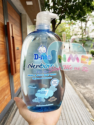Dung Dịch Tắm Gội Toàn Thân Cho Bé Dưới 3 Tuổi D-nee - Chai 800ml (Xanh)