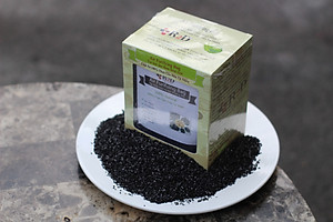 Túi hút ẩm than hoạt tính gáo dừa khử mùi và lọc không khí cho xe hơi chính hãng R2D (hộp 2 túi Lớn)