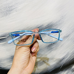 NHỰA SIÊU NHẸ SIÊU BỀN - 2011