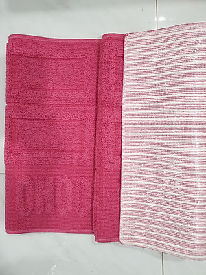 Bộ 02 Thảm bếp cao cấp chống trượt CONDOR JAPAN 0.45X1.2m và 0.45X1.2m-  Hồng họa tiết nổi 3D