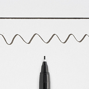 Bút Thư Pháp Sakura Pigma Calligrapher 1.0mm XSDK-C10#49 - Màu Đen