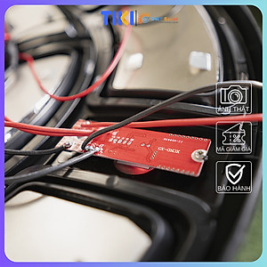 Đèn đĩa bay UFO năng lượng mặt trời công suất 1000W SACO có cảm biến chuyển động, remote