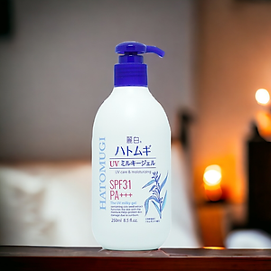 Sữa Dưỡng Thể Chống Nắng Hatomugi SPF31 PA+++ Nhật Bản, 250ml