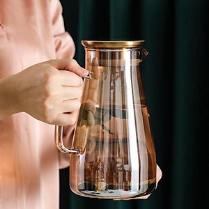 BÌNH THỦY TINH CHỊU NHIỆT ĐỰNG NƯỚC CÁO CẤP ÁNH VÀNG SANG TRỌNG 1,8L - VD97